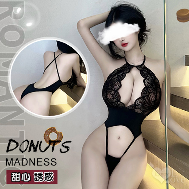 緹花蕾絲包覆美胸露溝後交叉裸背開襠連身裝﹝黑﹞